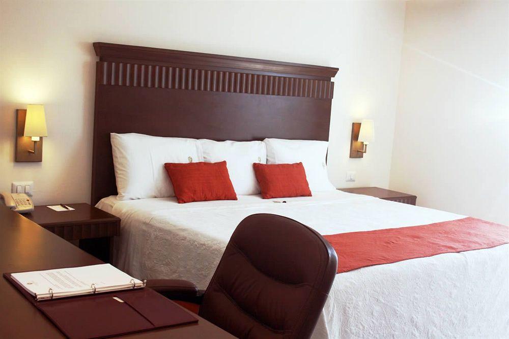 Ramada Plaza By Wyndham Veracruz Boca Del Rio Rum bild