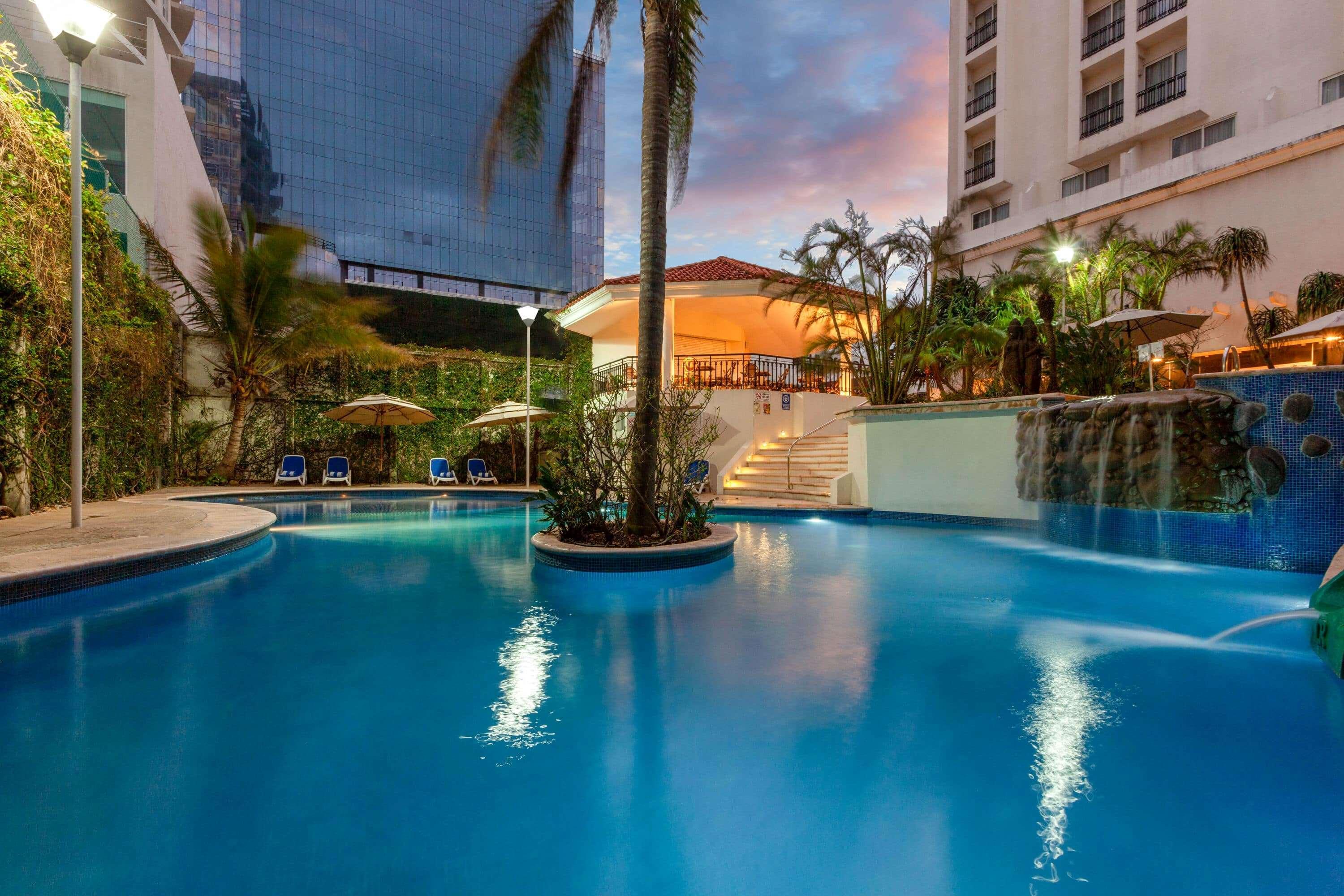 Ramada Plaza By Wyndham Veracruz Boca Del Rio Exteriör bild