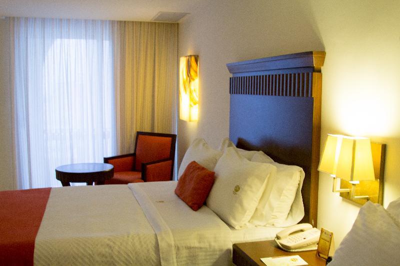 Ramada Plaza By Wyndham Veracruz Boca Del Rio Exteriör bild